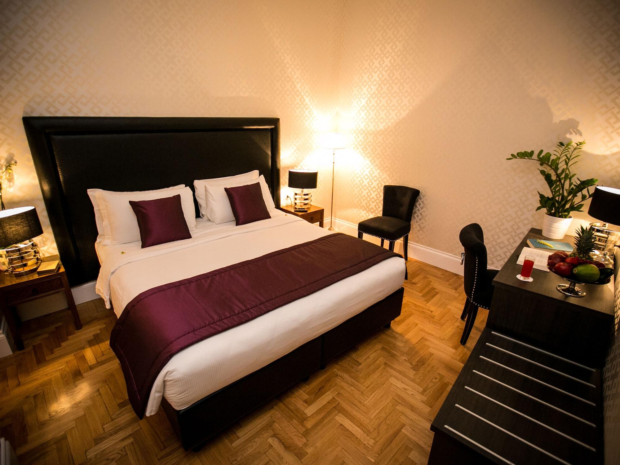 Minerva Relais