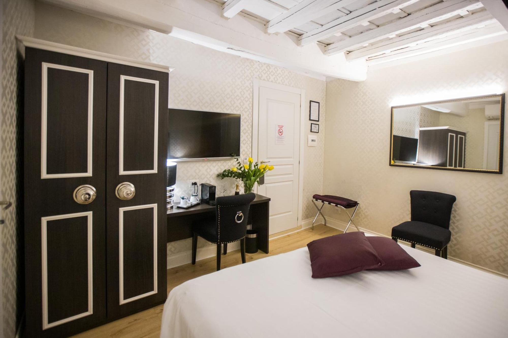 Minerva Relais